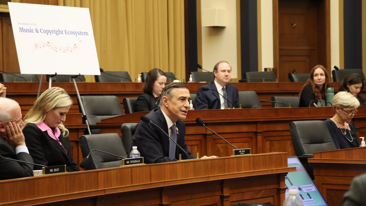 Issa leads roundtable discussion on copyright and the music industry